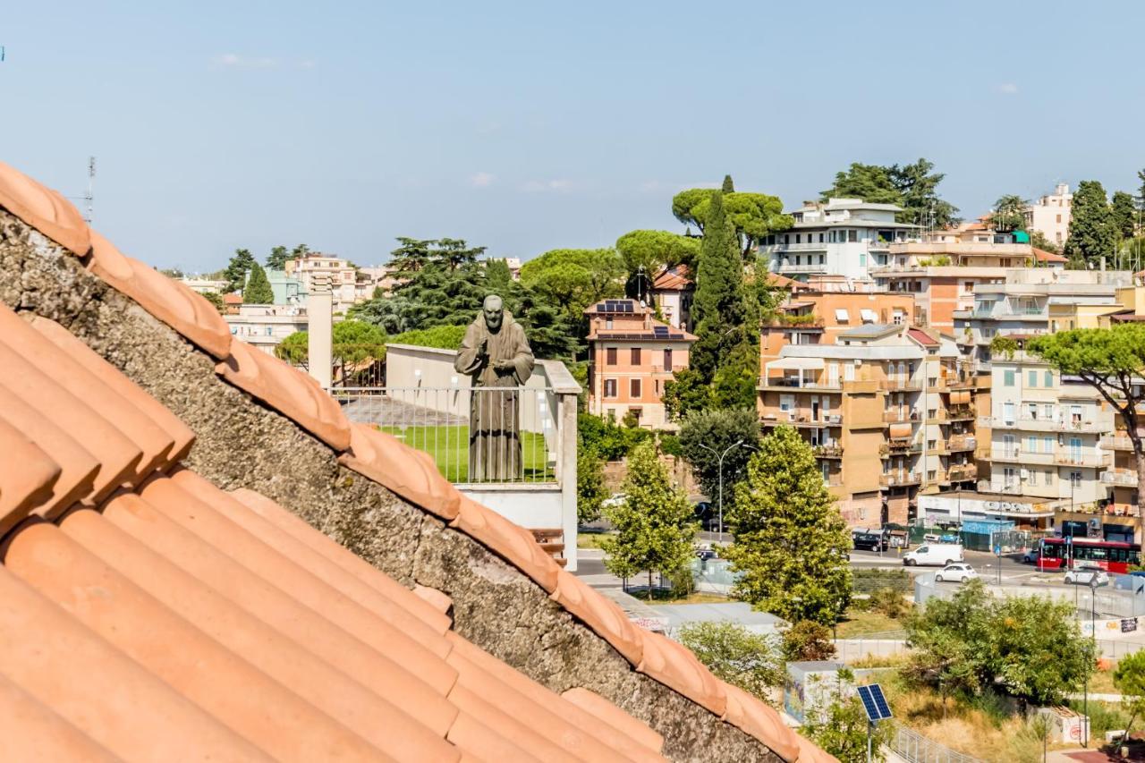Bbhome Penthouse Bright And Elegant Metro Conca D'Oro Roma Exterior foto